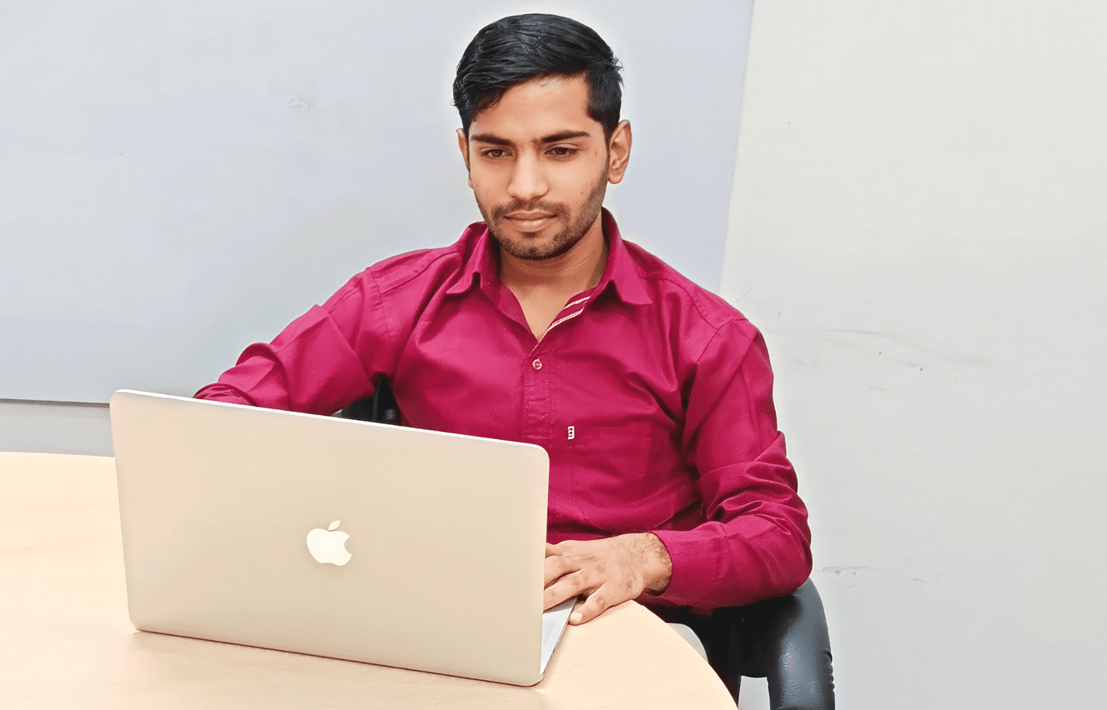 Hardik | SEO Executive